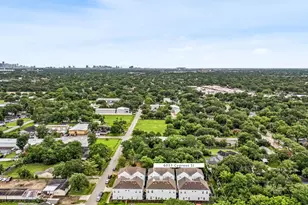 6033 Cypress St, Houston, TX 77074 - Photo 18