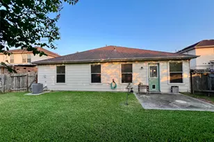 16750 Bending Creek Ln, Friendswood, TX 77546 - Photo 28