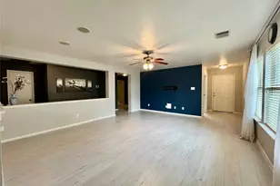 16750 Bending Creek Ln, Friendswood, TX 77546 - Photo 6