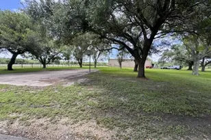 6907 FM 2403, Alvin, TX 77511 - Photo 6