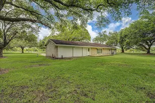 6907 FM 2403, Alvin, TX 77511 - Photo 4