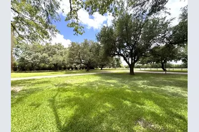 6907 Fm-2403, Alvin, TX 77511 - Photo 4