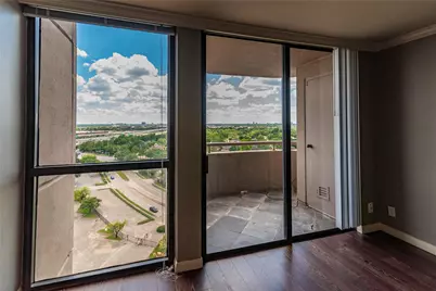 3525 Sage Road #1402, Houston, TX 77056 - Photo 14