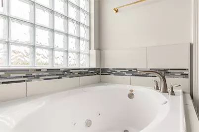 10215 Spring Shadows Park Circle, Houston, TX 77080 - Photo 28