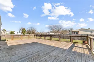 341 5th St, San Leon, TX 77539 - Photo 24