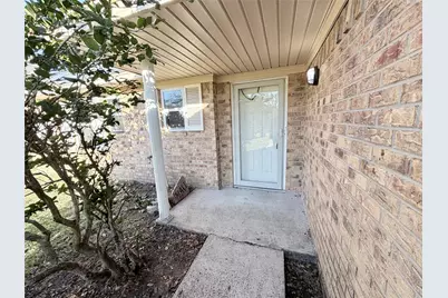 214 S Texas Street, Texas City, TX 77591 - Photo 4