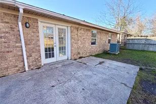 214 S Texas St, Texas City, TX 77591 - Photo 20
