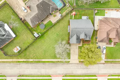 135 Sugar Cane Cir, Lake Jackson, TX 77566 - Photo 34