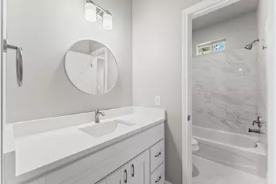 8155 Crestview Drive, Houston, TX 77028 - Photo 20