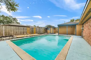 9806 Sagebark Dr, Houston, TX 77089 - Photo 28