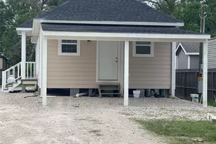 21878 Russell Dr, New Caney, TX 77357 - Photo 4
