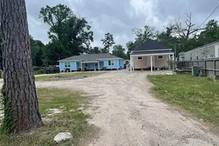 21878 Russell Dr, New Caney, TX 77357 - Photo 8