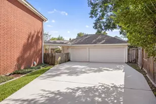 7407 Knoll Cliff Ct, Houston, TX 77095 - Photo 38