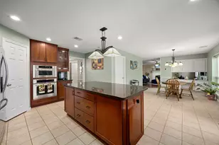 7407 Knoll Cliff Ct, Houston, TX 77095 - Photo 18