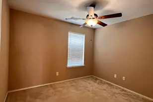 25826 Chapman Falls Dr, Richmond, TX 77406 - Photo 16