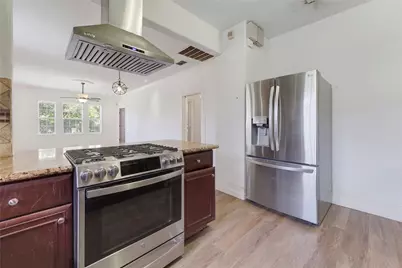 1012 Fulton Avenue, San Antonio, TX 78201 - Photo 32