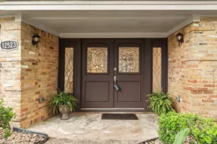 12523 Westerley Ln, Houston, TX 77077 - Photo 6