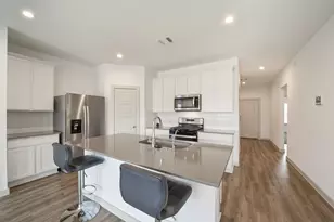 7834 Wrangler Shack Ln, Rosharon, TX 77583 - Photo 4