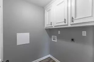 725 10th St, Dickinson, TX 77539 - Photo 24