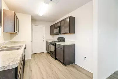 2764 Atlas, Conroe, TX 77301 - Photo 4