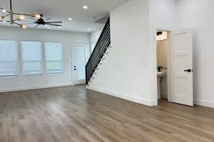 1404 E 31st St, Houston, TX 77022 - Photo 10