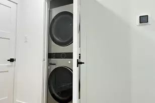 1404 E 31st St, Houston, TX 77022 - Photo 16