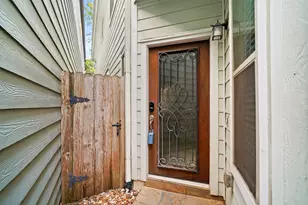 1121 Beall Landing Ct, Houston, TX 77008 - Photo 6