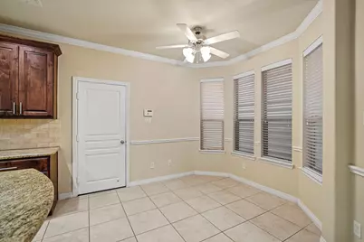 1121 Beall Landing Court, Houston, TX 77008 - Photo 14