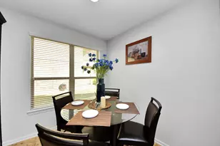 2870 Ginger Cove Ln, Dickinson, TX 77539 - Photo 18