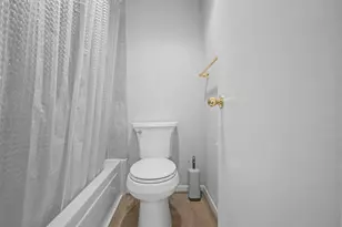 7575 Katy Fwy, Houston, TX 77024 - Photo 16