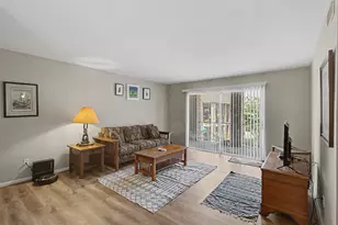 7575 Katy Fwy, Houston, TX 77024 - Photo 2