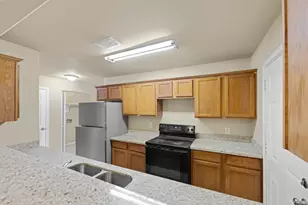 3006 La Estancia Ln, Houston, TX 77093 - Photo 8