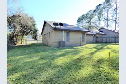 604 Golfview Drive, Richmond, TX 77469 - Photo 22