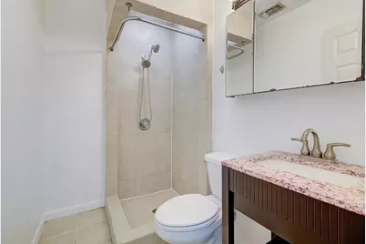 116 Tarpon Avenue, Galveston, TX 77550 - Photo 32