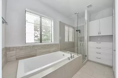 1608 Nevada Street #C, Houston, TX 77006 - Photo 18