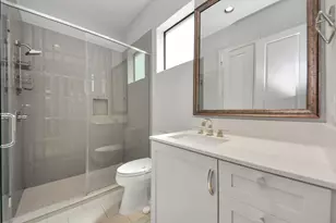 1608 Nevada St, Houston, TX 77006 - Photo 6