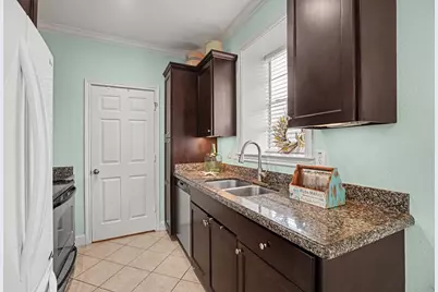7000 Seawall Boulevard #622, Galveston, TX 77551 - Photo 12