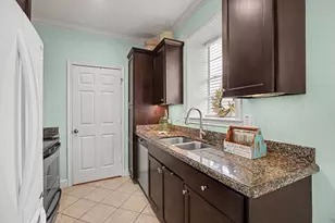 7000 Seawall Blvd, Galveston, TX 77551 - Photo 12