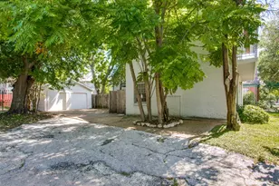 2250 W Main St, Houston, TX 77098 - Photo 4