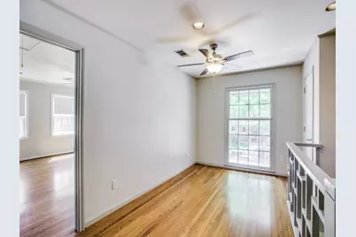 2250 W Main Street, Houston, TX 77098 - Photo 12
