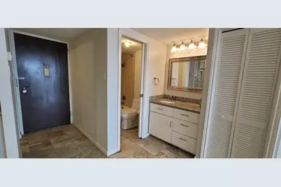 2016 Main Street #810, Houston, TX 77002 - Photo 8