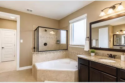 4607 Rockton Hills Lane, Sugar Land, TX 77479 - Photo 10
