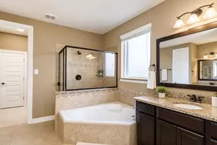 4607 Rockton Hills Ln, Sugar Land, TX 77479 - Photo 10