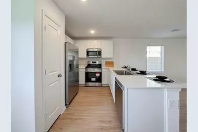 1444 Las Cuevas Drive, Conroe, TX 77301 - Photo 10