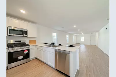 1444 Las Cuevas Drive, Conroe, TX 77301 - Photo 12