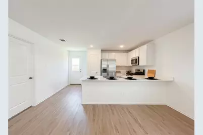 1444 Las Cuevas Drive, Conroe, TX 77301 - Photo 8