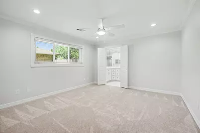 2817 Frostwood Circle, Dickinson, TX 77539 - Photo 10