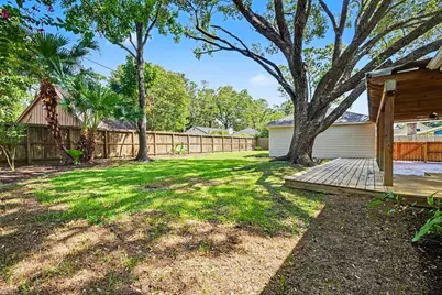 2817 Frostwood Circle, Dickinson, TX 77539 - Photo 22