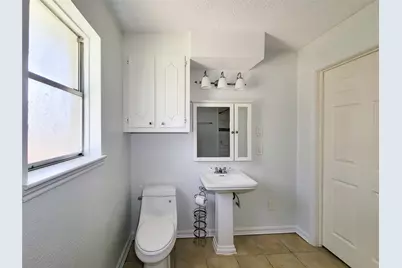 409 S Travis, Deer Park, TX 77536 - Photo 22