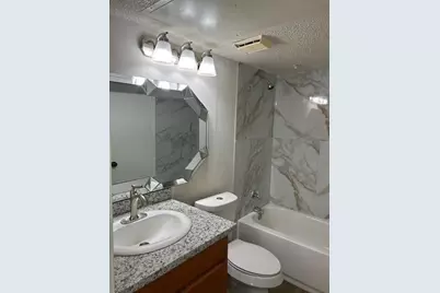 10555 Turtlewood Court #2111, Houston, TX 77072 - Photo 14